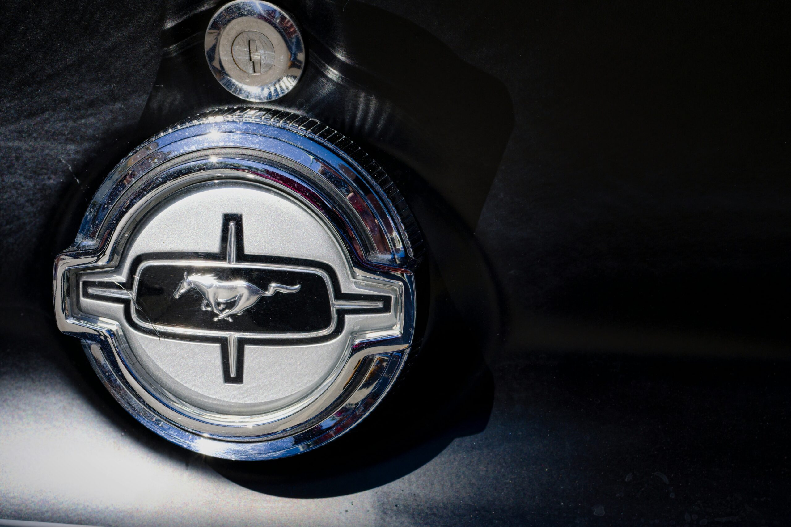 Essential Arsenal Top Gear Picks for Every Committed Sports Enthusiast